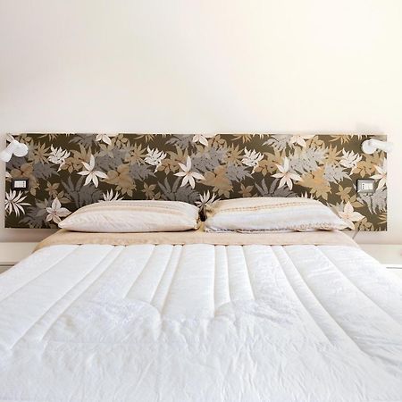 Casa Simona Apartment คาตาเนีย ภายนอก รูปภาพ