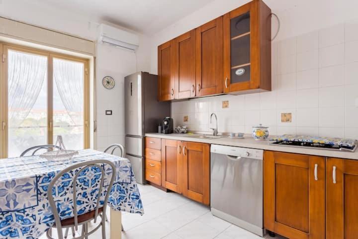 Casa Simona Apartment คาตาเนีย ภายนอก รูปภาพ