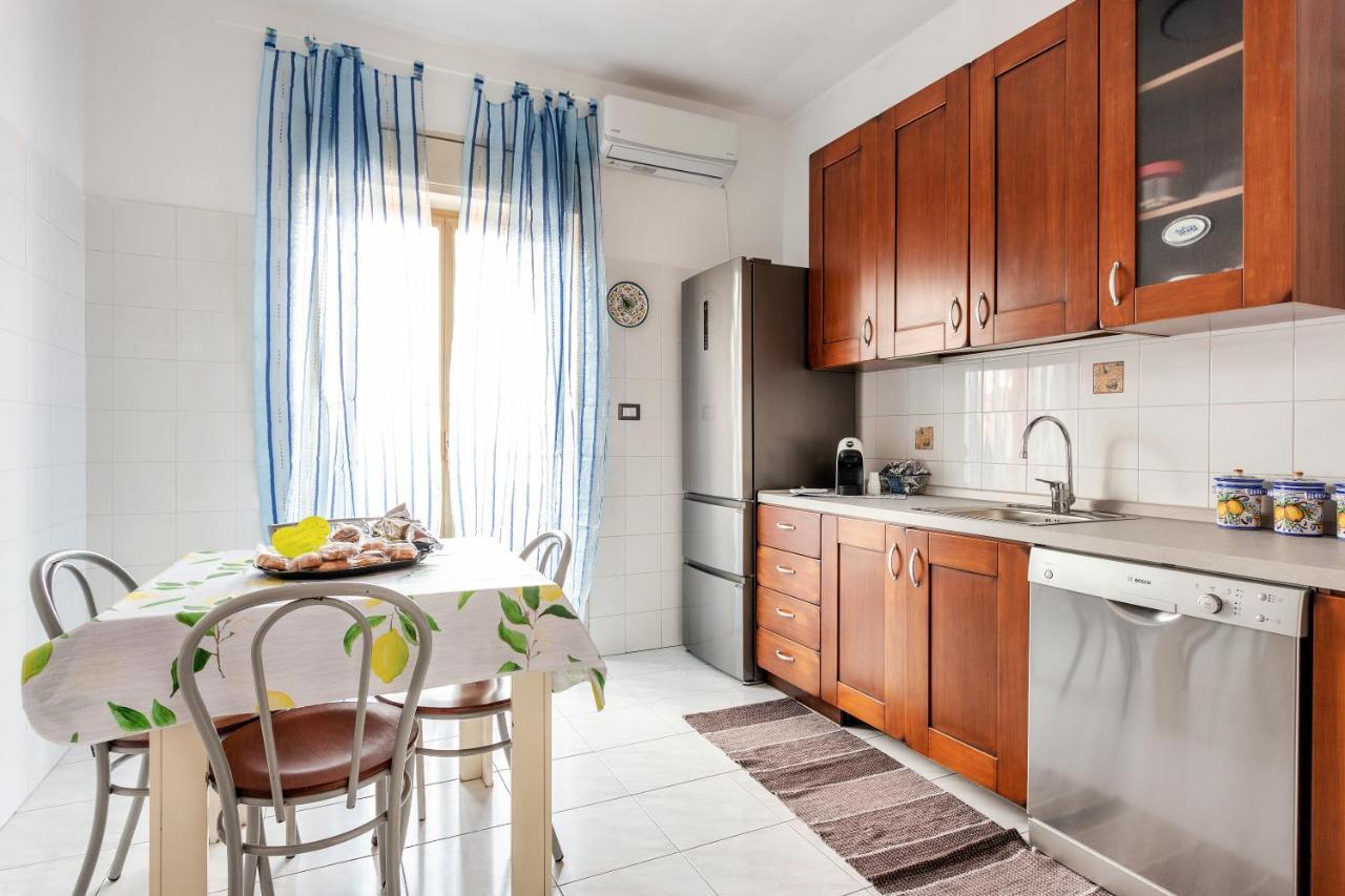 Casa Simona Apartment คาตาเนีย ภายนอก รูปภาพ